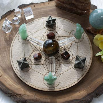 ic:The possibilities are limitless with gridding. Angels, animal totems, and merkabas can all be used to create a truly one of a kind work of art.