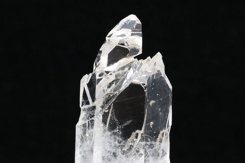 ic:Growth Interference quartz from the Himalayas