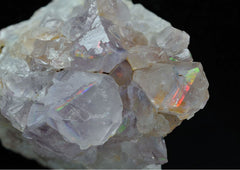 ic:Iris quartz, 3.5cm group from "Madhya Pradesh"; photo by Yuuki Hasegawa