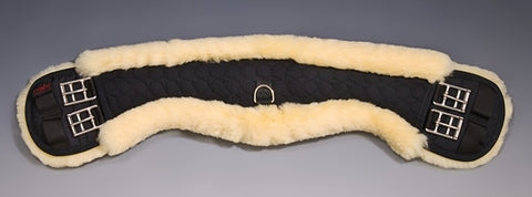 Sheepskin Half Moon Dressage girth manufactured by Christ Lammfelle