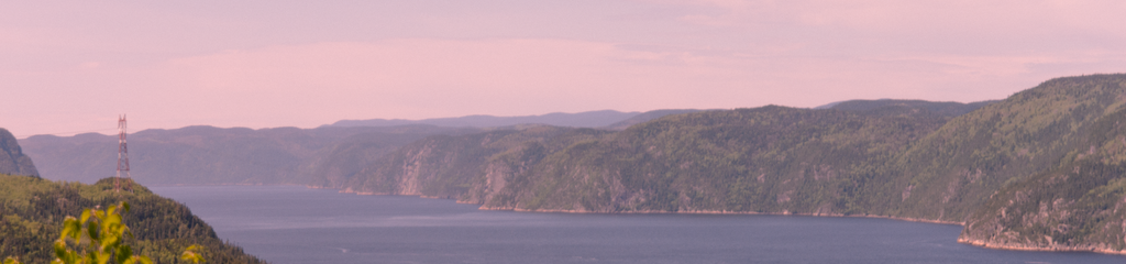 Fjord du saguenay, cousu sur le bord du fjord, coop de couture, minuit moins quart, entreprise en développement durable, designer québécois
