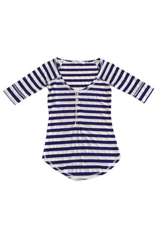 Betsy Tee in Navy and White Medium Stripe