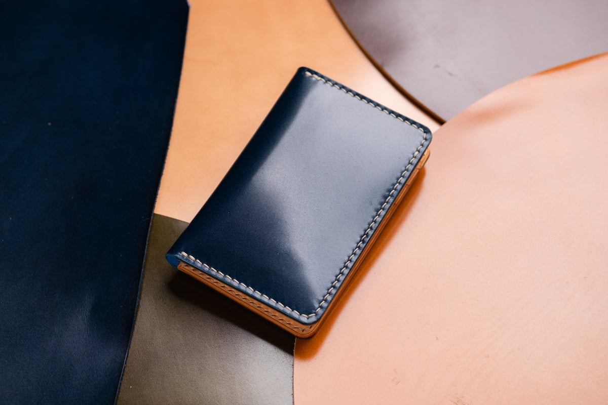 7 COLORS- Navy Blue Shell Cordovan & Natural Leather Vertical Card