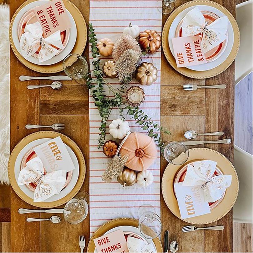 Thanksgiving-table-decor-idea-9