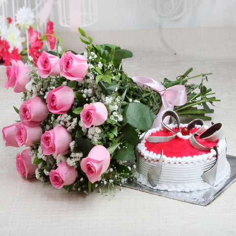 Pink Roses with Half kg Strawberry Cake