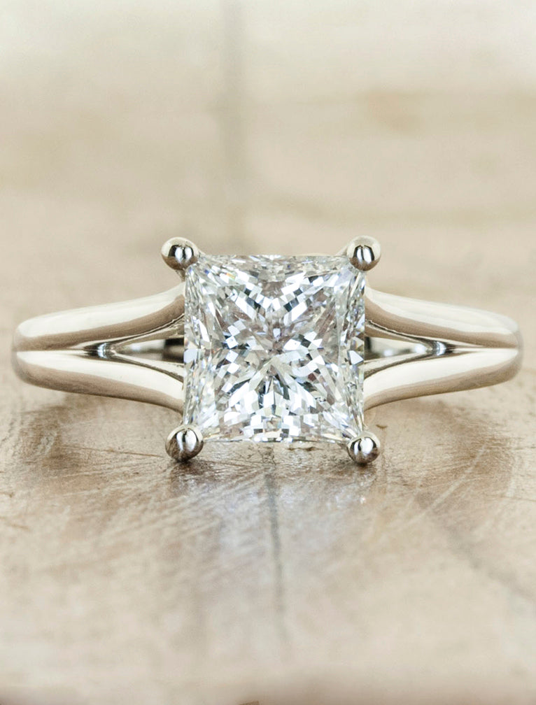  - unique-engagement-rings-Lisa-Double-Band-Princess-Diamond-f.jpg_1024x1024