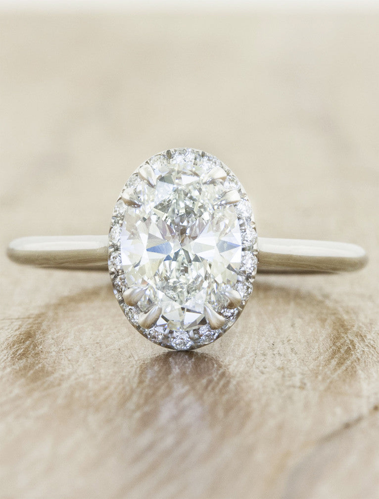 halo oval diamond