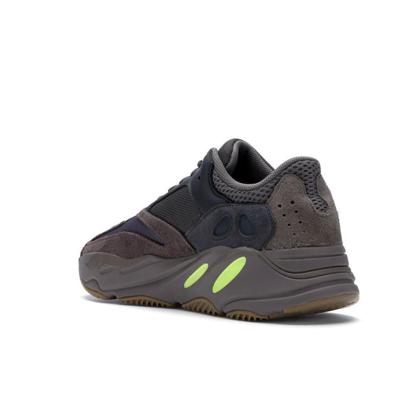 Adidas Yeezy 700 “Mauve” – Flee Club