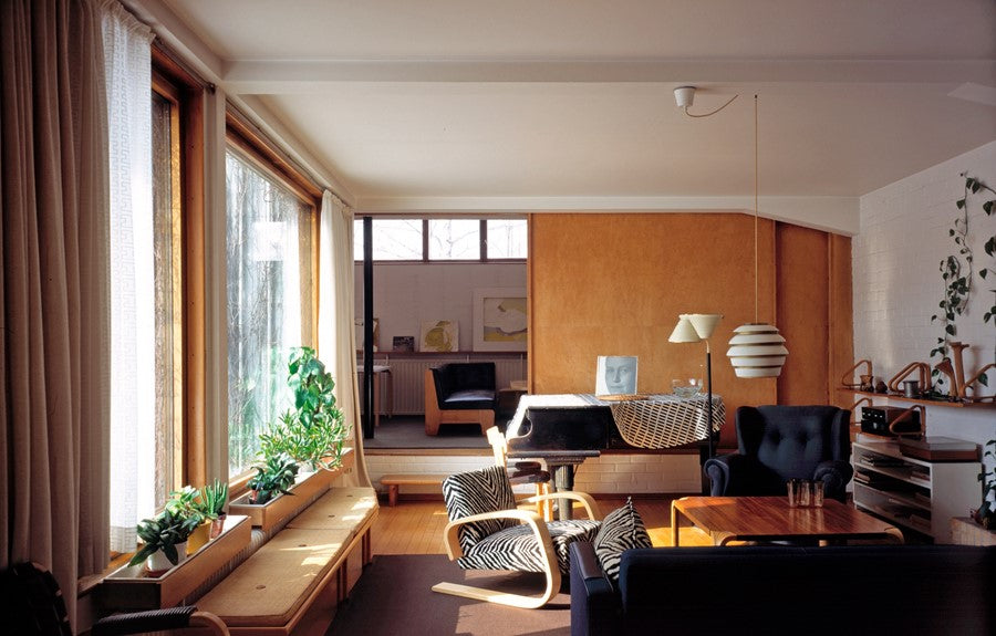 Aalto House Living Room© Alvar Aalto Museum, photography by Maija Holma