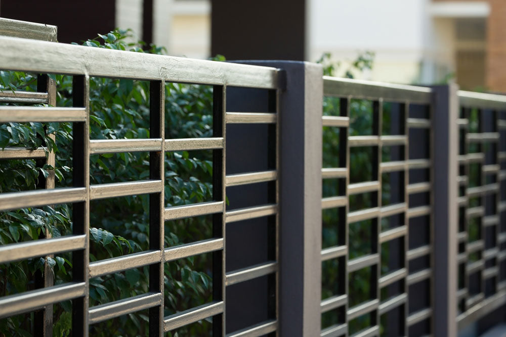How to Install Artificial Hedges on a Metal/Colorbond Fence