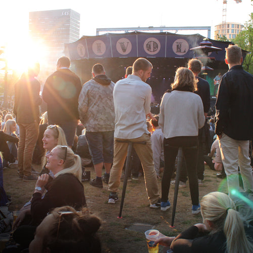 Person - 銃器メーカーが製造!迷彩柄ファッションと相性抜群のiPhoneケースをご紹介