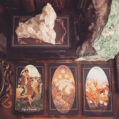 Three card tarot reading 