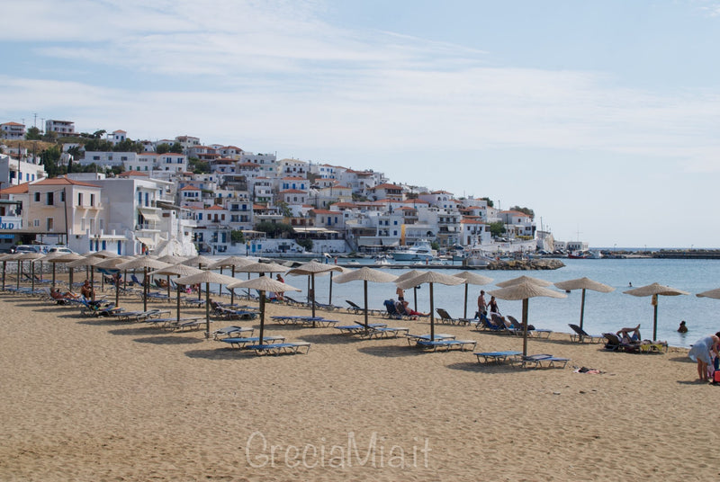 la spiaggia di Batsi Andros