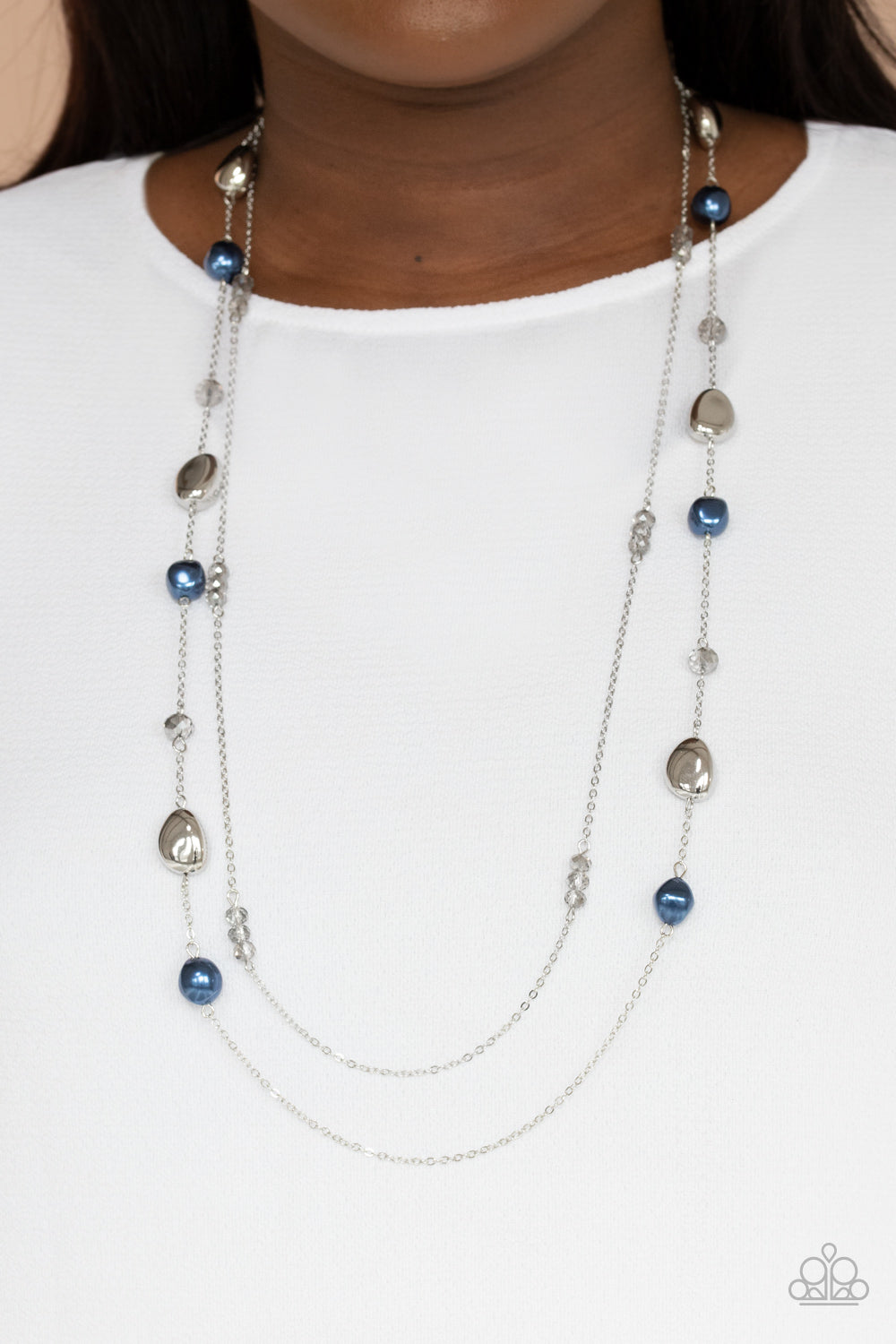 paparazzi blue and silver bead necklace