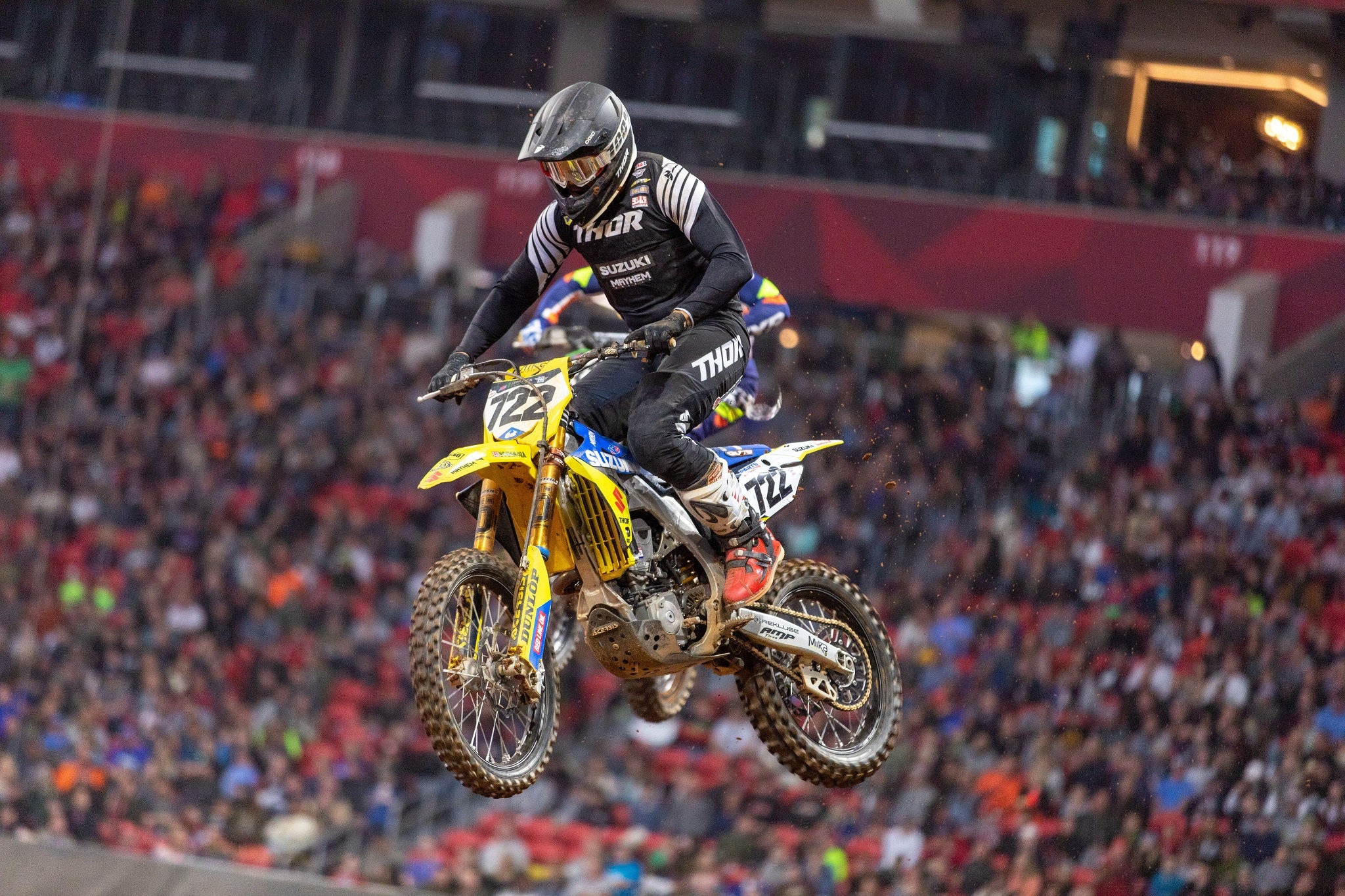 Adam Enticknap (#722) finishes in 17th place in the 450cc Premiere Class
