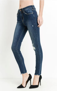 JUST USA Dark Distressed Fray Hem Skinny