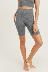 Highwaisted Seamless Pocket Biker Shorts