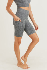 Highwaisted Seamless Pocket Biker Shorts