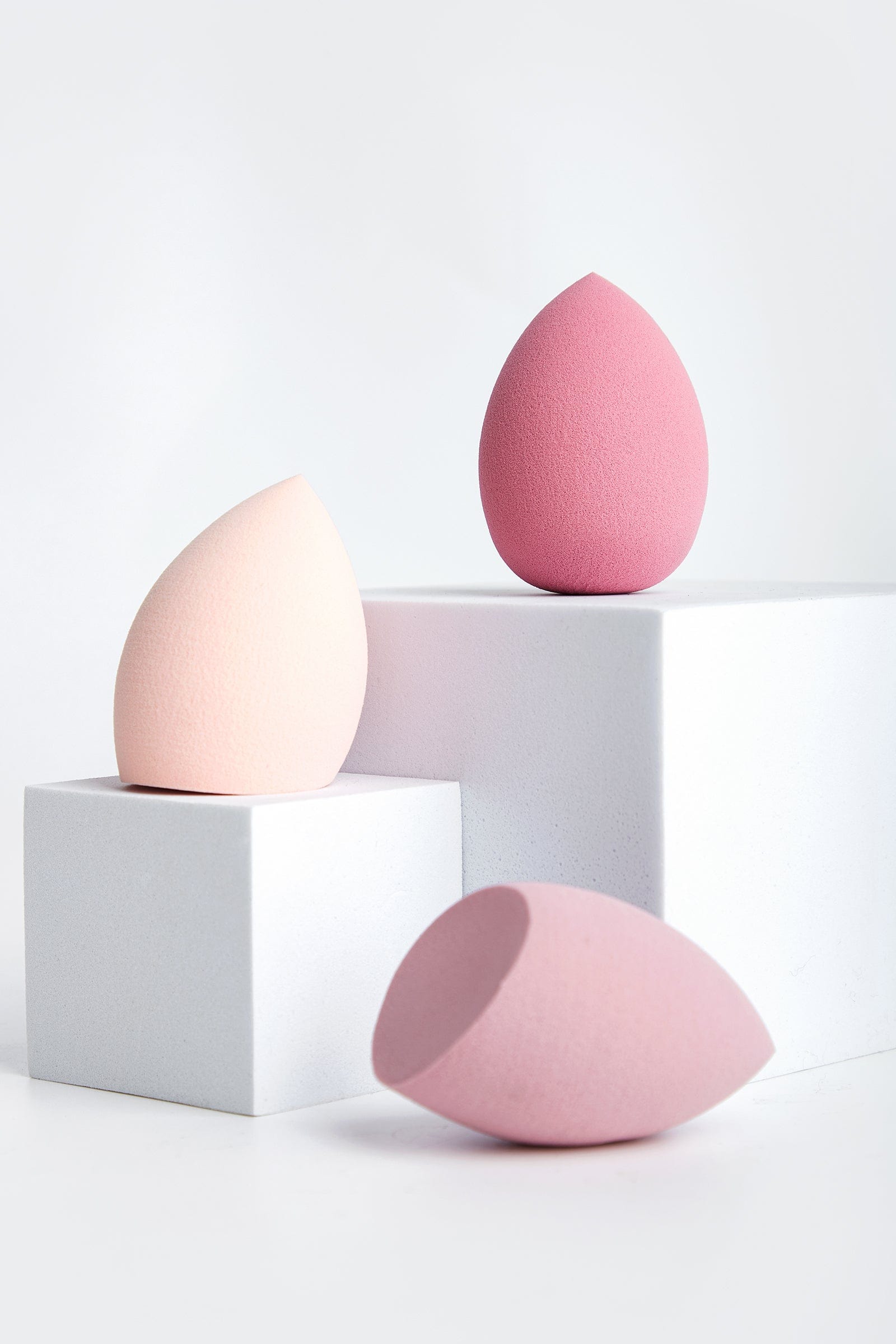 

Pink 3pcs Makeup Sponge Set