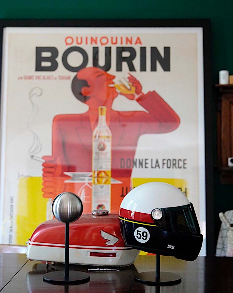 Halley_Helmet_Stand Nexx Quinquina Bourin Poster