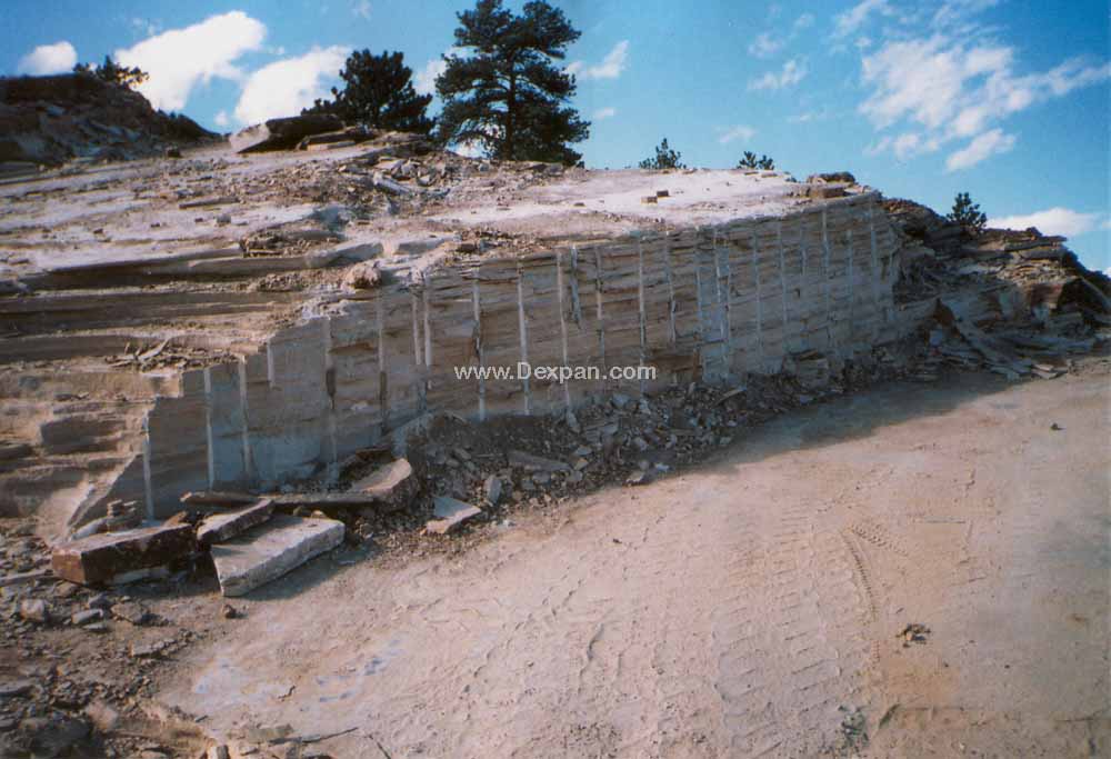 Quarrying Flagstone, Mining without Explosives | Dexpan Project Q006
