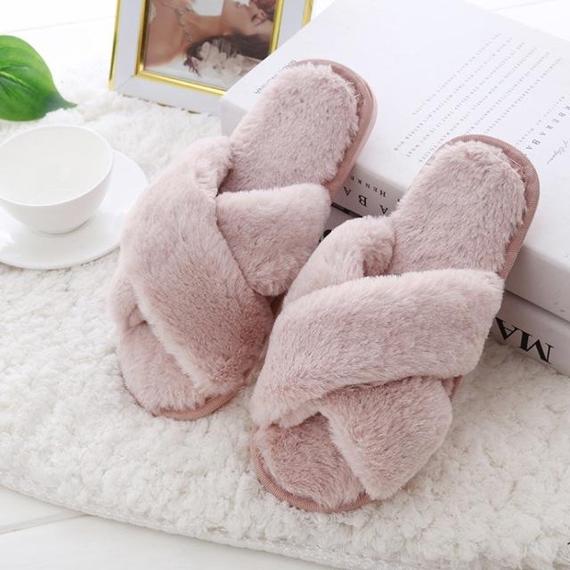 fur house slippers