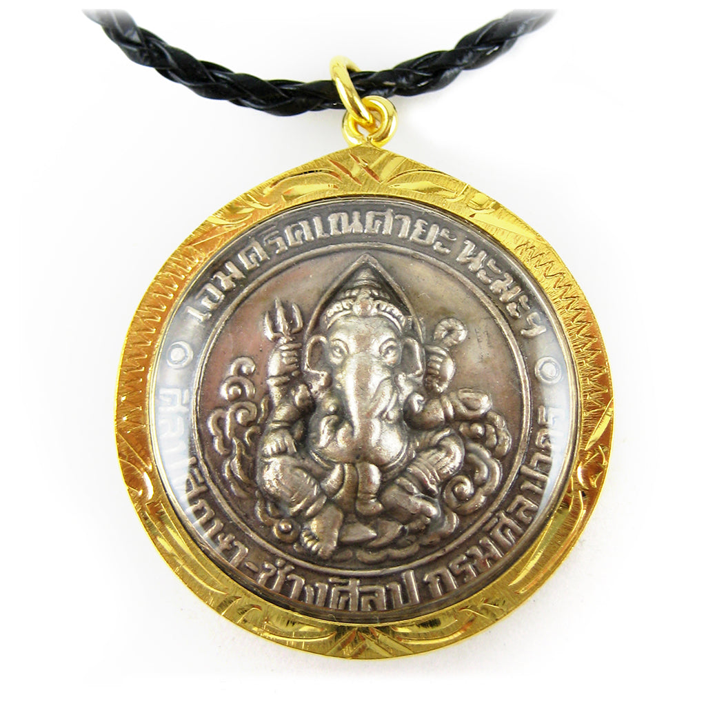Ganesh Hindu Elephant God in Lotus Position with Vahana Om Meditation Amulet