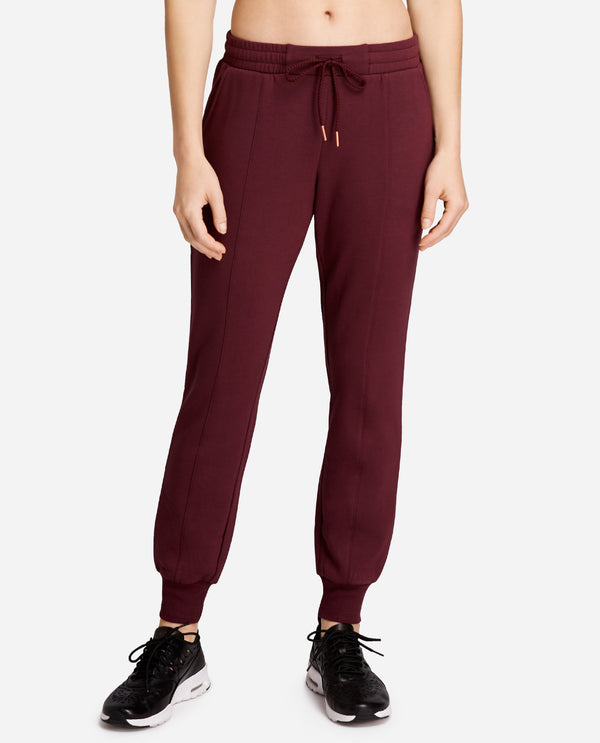 Seamed Slim Fit Jogger | Jenna Dewan Collection | Danskin