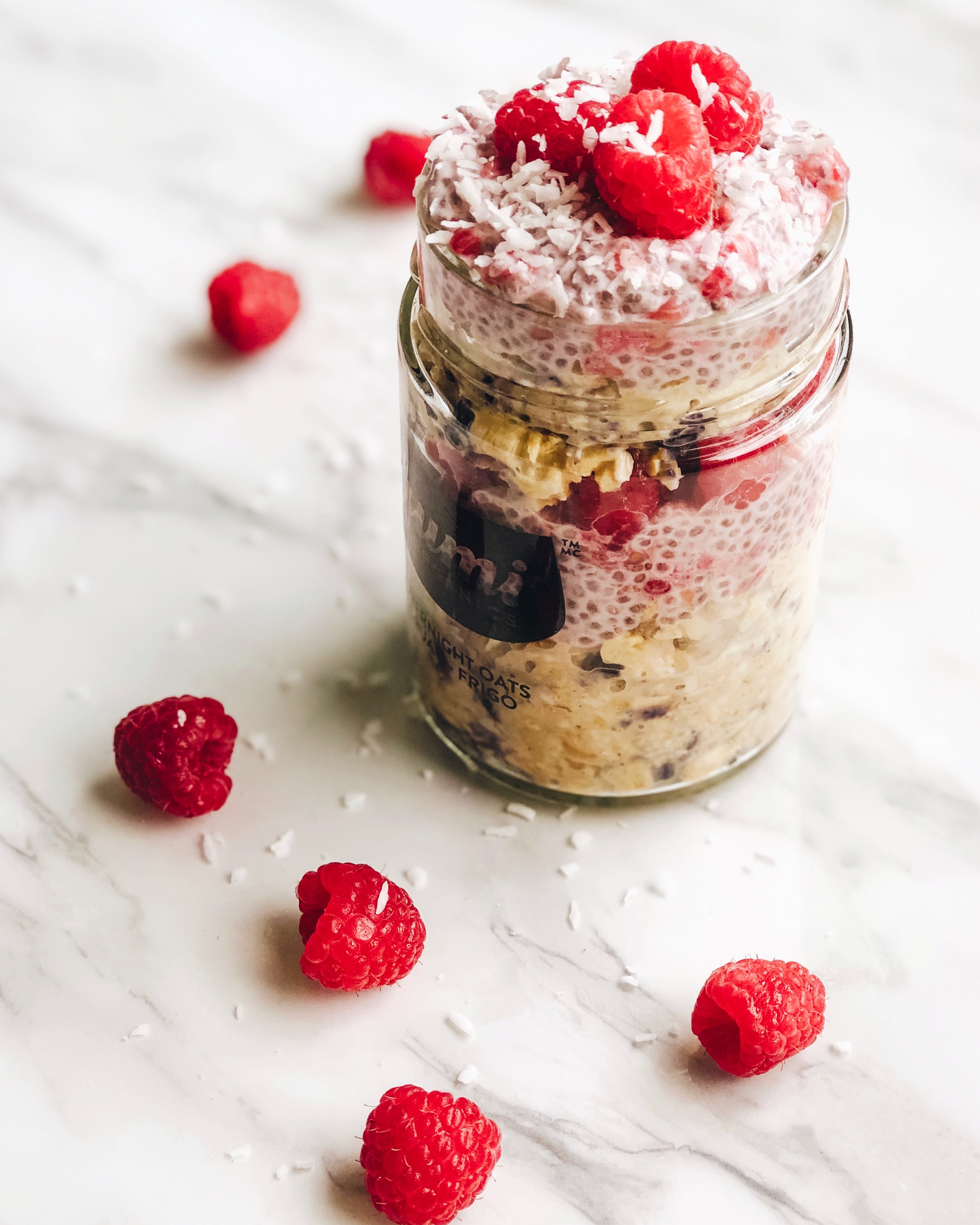 raspberry overnight oats