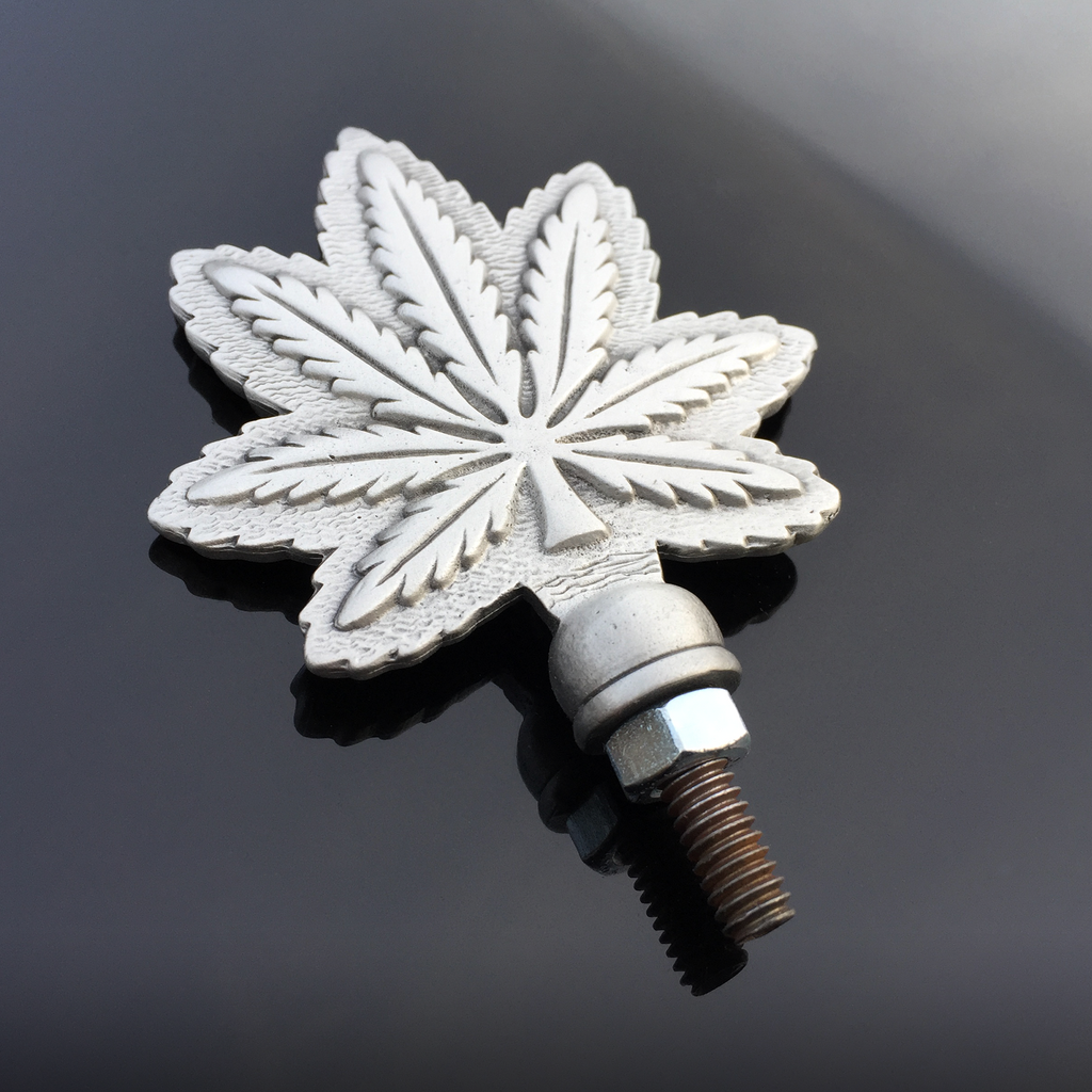 Heads Lifestyle Highly Curated 2019 Holiday Gift Guide: Cannabis Hood Ornament