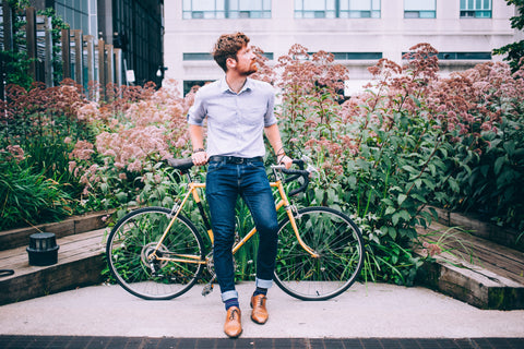 Urban biking style with linen Shirt