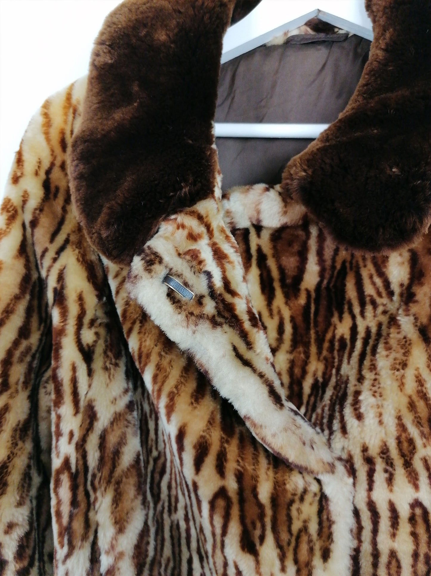 Vintage 80's Faux Fur Animal Print Short Jacket - size S