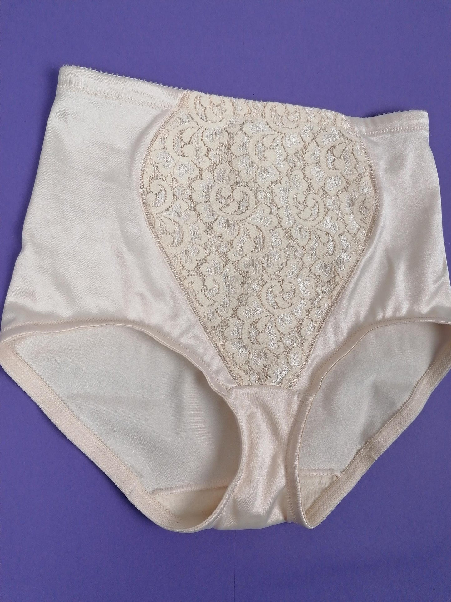 Vintage 90's Playtex 18 Hour High Waist Underwear - size S-M