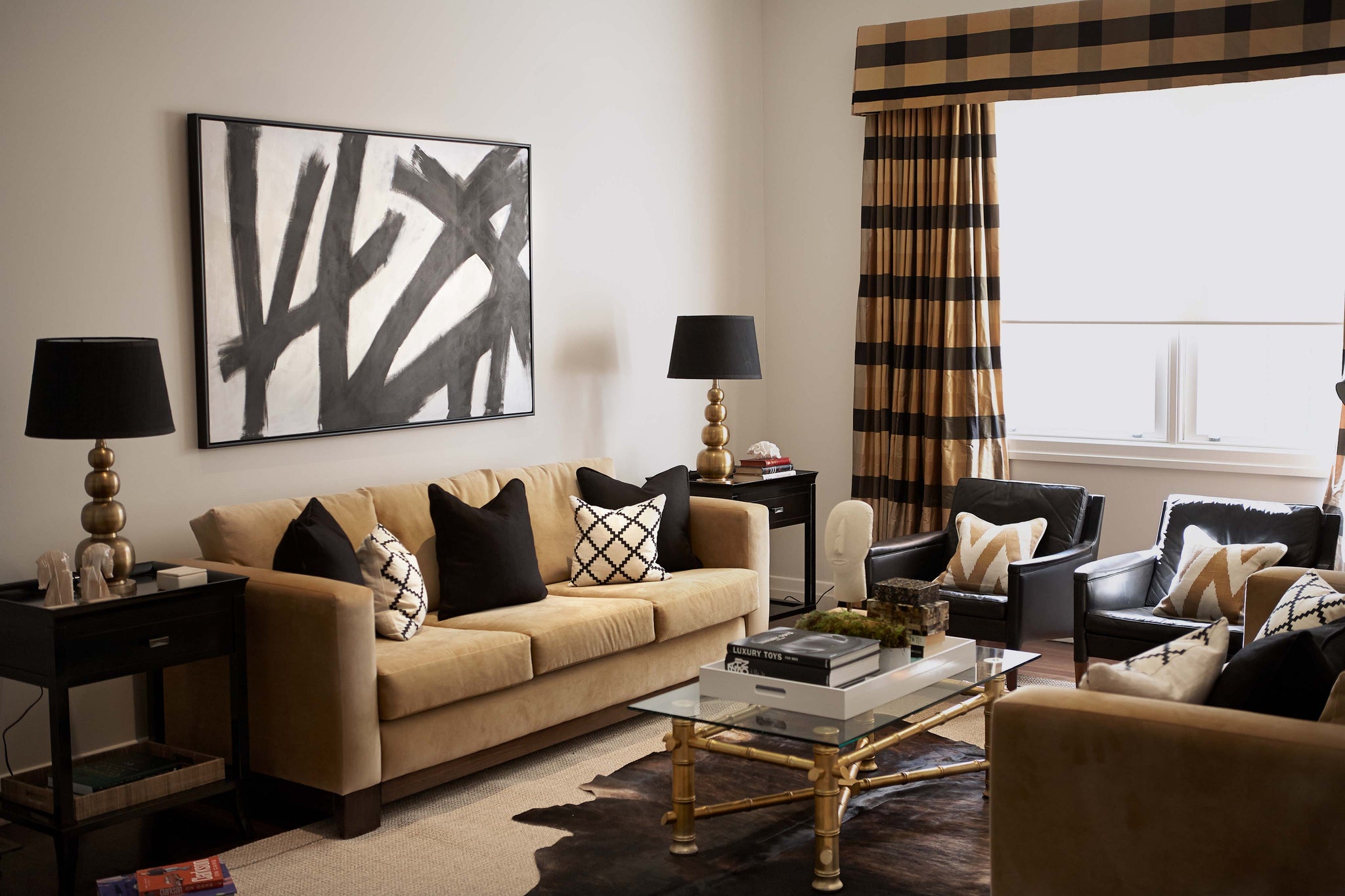 Black & Gold Living room