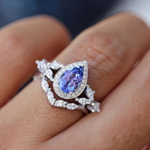 PEAR TANZANITE & DIAMONDS UNIQUE ENGAGEMENT RING SET - MUSE