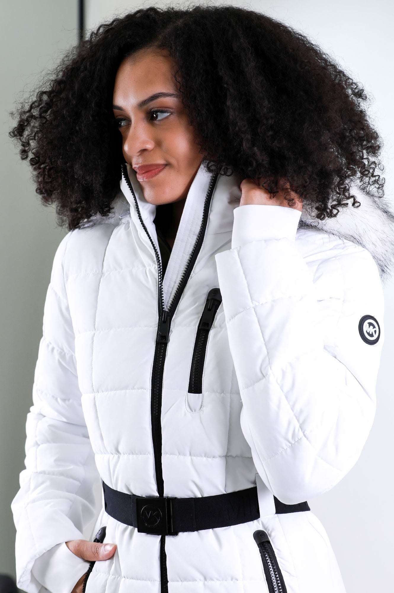 Women's Puffer Jacket With Fur