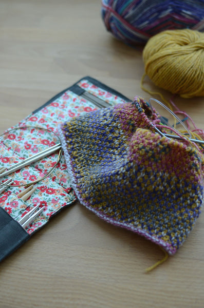 unusual, different, reversible knitting stitch pattern for beginners