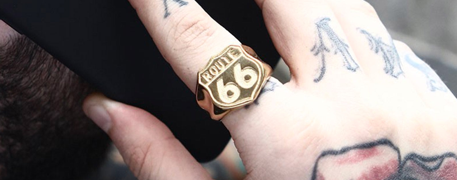 Bague route 66.