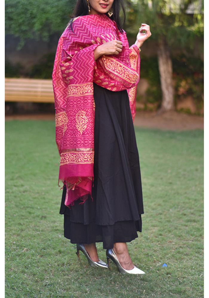 black dress with pink dupatta