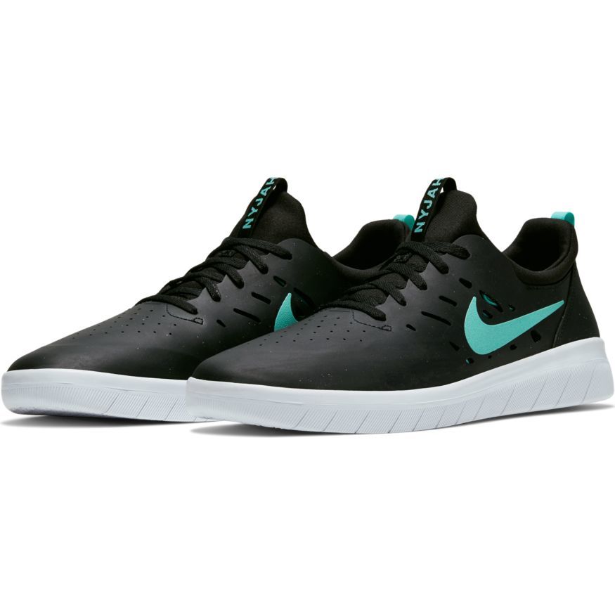 nike sb nyjah free black & white skate shoes