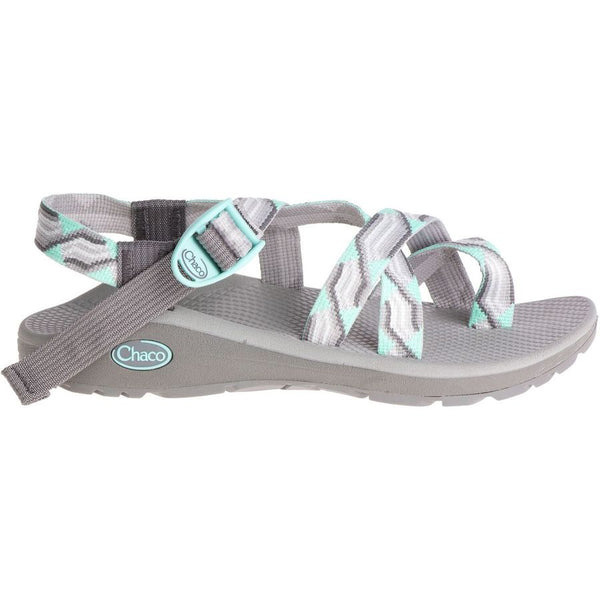 famous footwear chacos