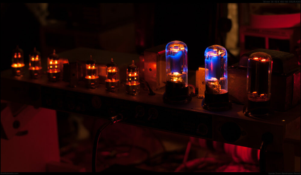 Vacuum tube