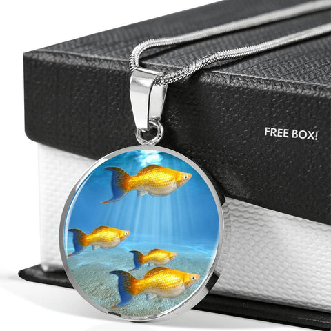 Common Molly Print Circle Pendant Luxury Necklace-Free Shipping