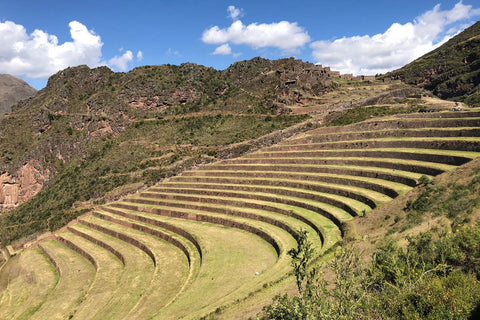 peru-ruins-mountain-lines