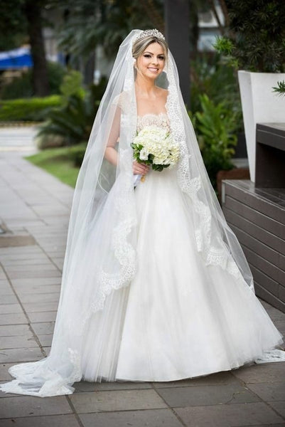 lace trim veil