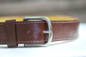 simple switch brown leather belt