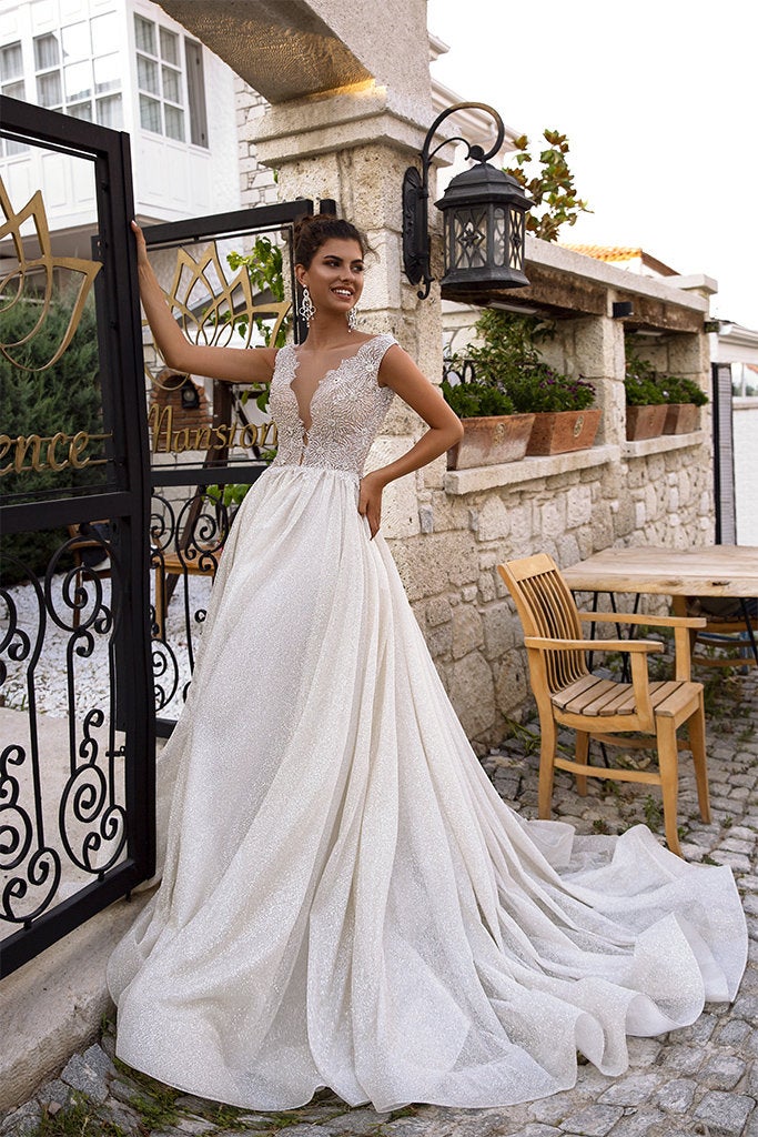 A Line Wedding Dress with Lace and Tulle