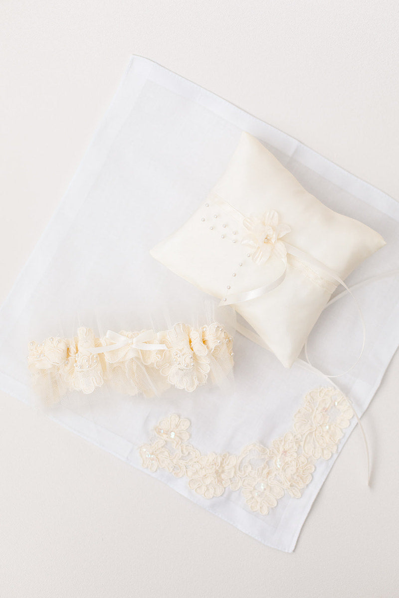 custom hankie and garter made from mom's wedding dress