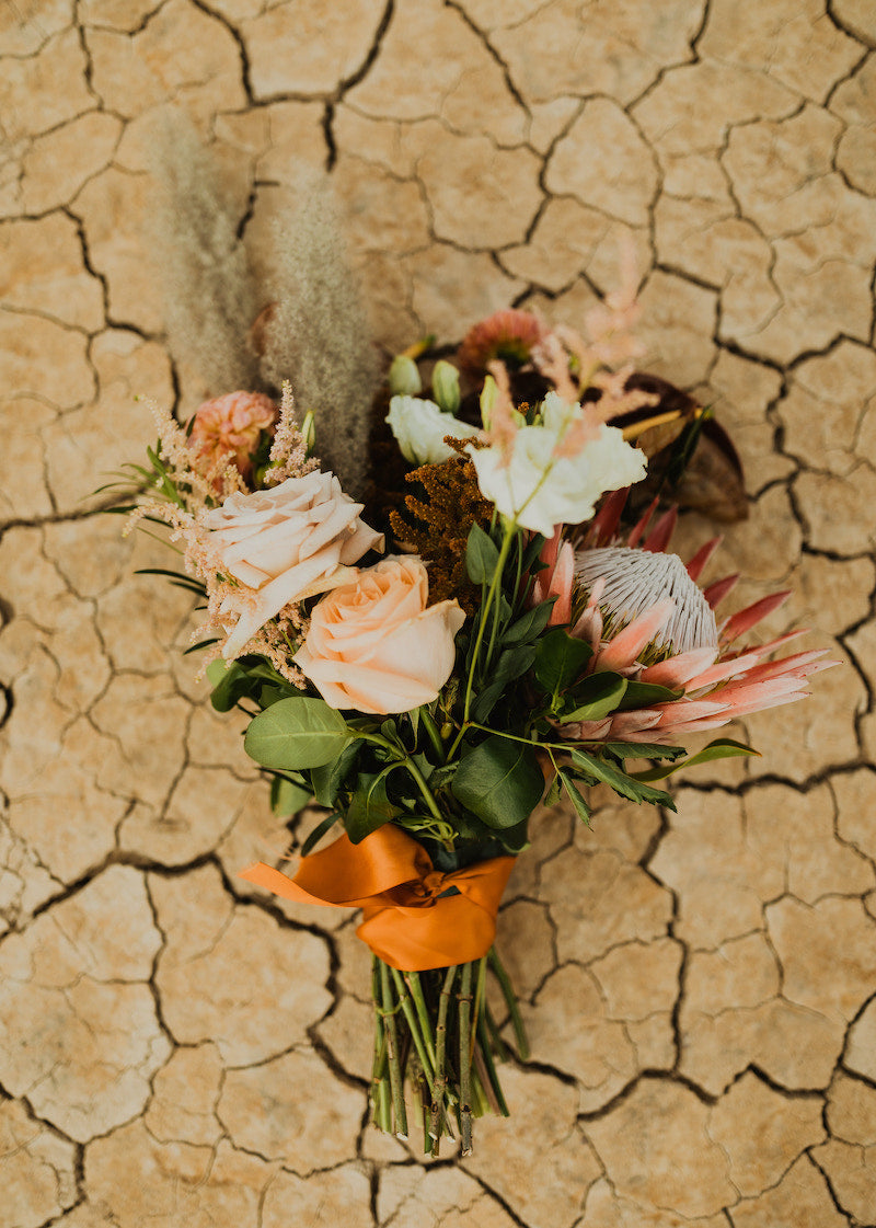 Desert Wedding Flowers Ideas