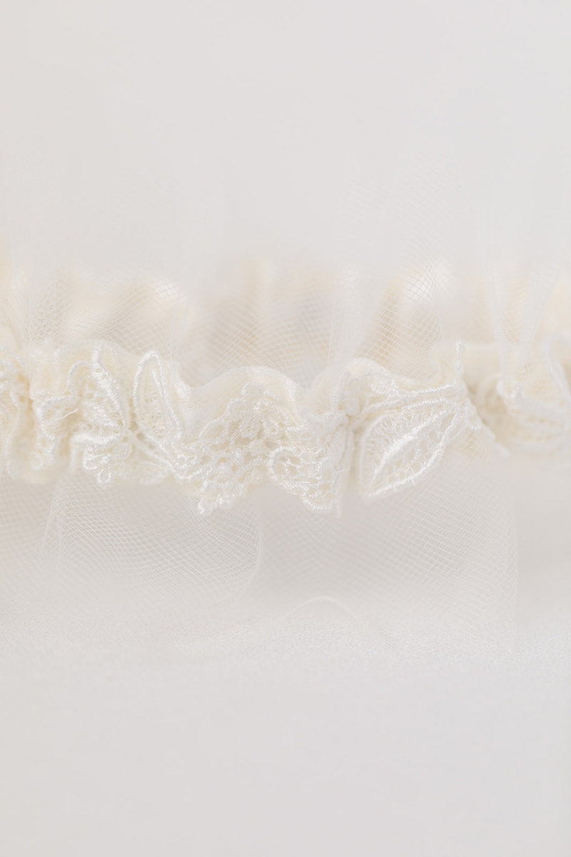 personalized wedding garter with tulle and vintage lace